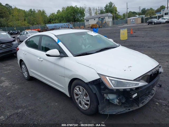 2019 HYUNDAI ELANTRA SE VIN: 5NPD74LF2KH422927