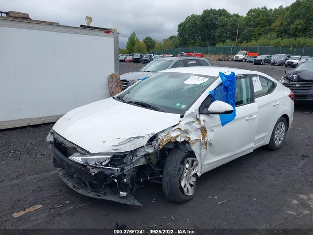 2019 HYUNDAI ELANTRA SE VIN: 5NPD74LF2KH422927