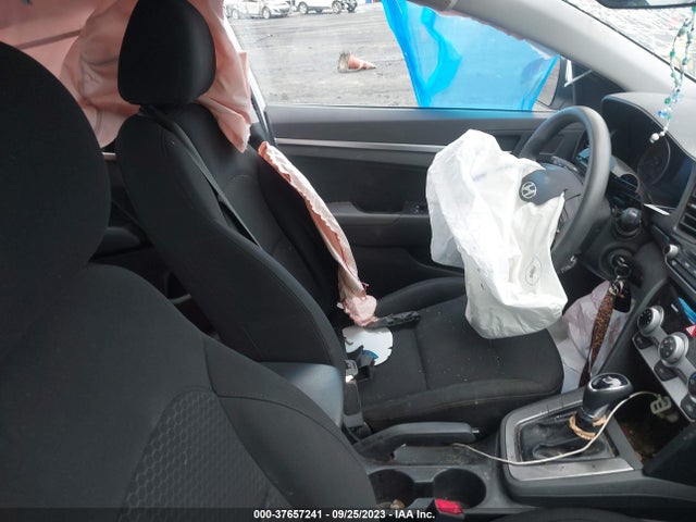 2019 HYUNDAI ELANTRA SE VIN: 5NPD74LF2KH422927