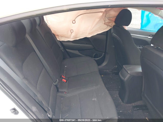 2019 HYUNDAI ELANTRA SE VIN: 5NPD74LF2KH422927
