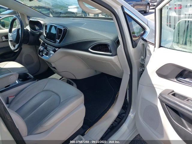 2C4RC1BG1MR552844 Chrysler Pacifica Touring L