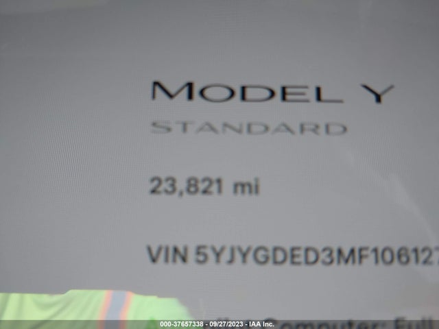 5YJYGDED3MF106127 Tesla Model Y Standard Range