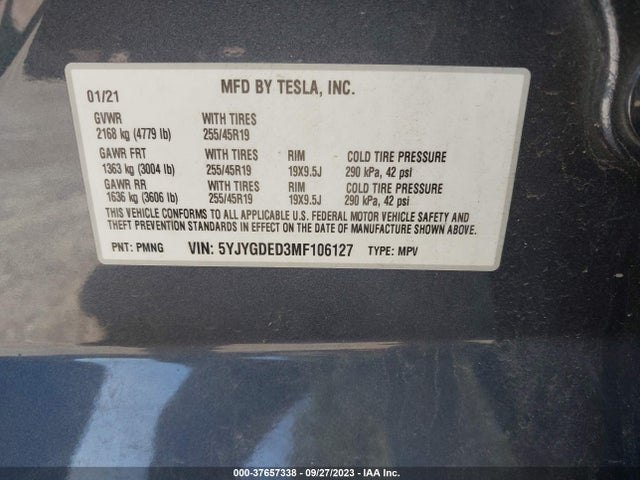 5YJYGDED3MF106127 Tesla Model Y Standard Range