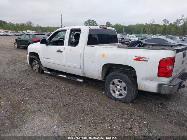 2008 CHEVROLET SILVERADO 1500 LT W/1LT VIN: 2GCEC19CX81214705