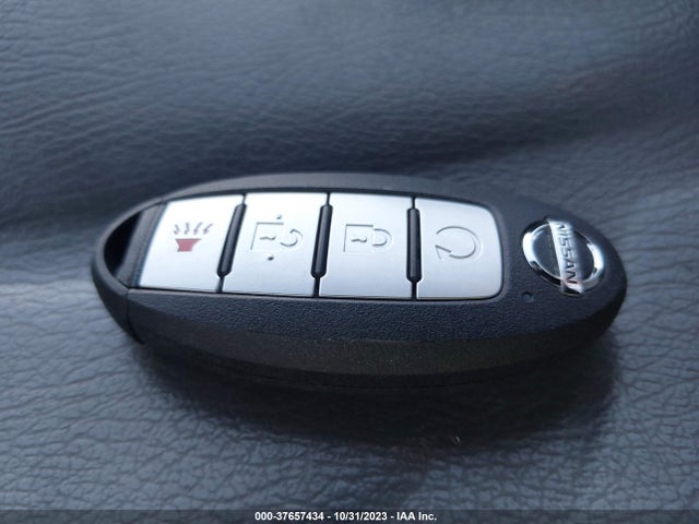 2021 NISSAN KICKS SV VIN: 3N1CP5CV0ML556382