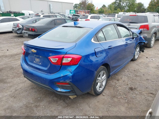 Chevrolet CRUZE LT 2018 1G1BE5SMXJ7208962 Image 4