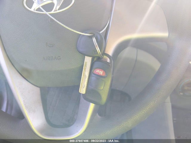 Hyundai ACCENT SE 2017 KMHCT4AE8HU292308 Image 11