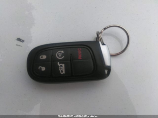 2019 JEEP CHEROKEE 1C4PJMDX9KD121051 Photo 10