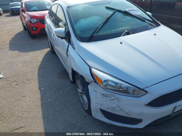 1FADP3F23JL275259 Ford FOCUS SE