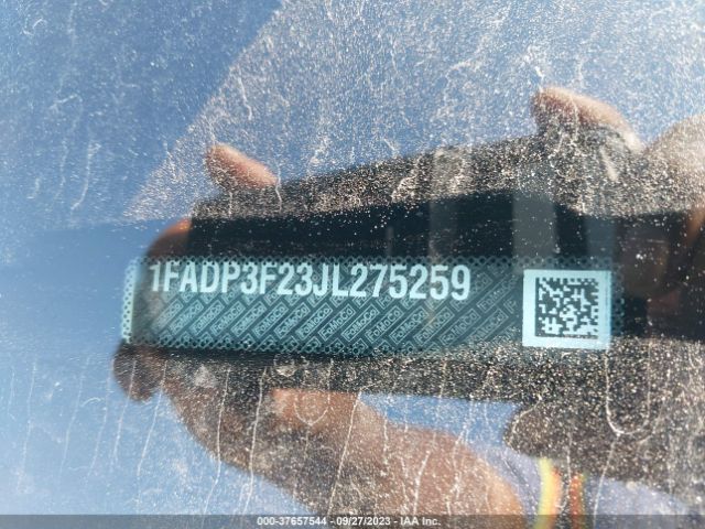 1FADP3F23JL275259 Ford FOCUS SE