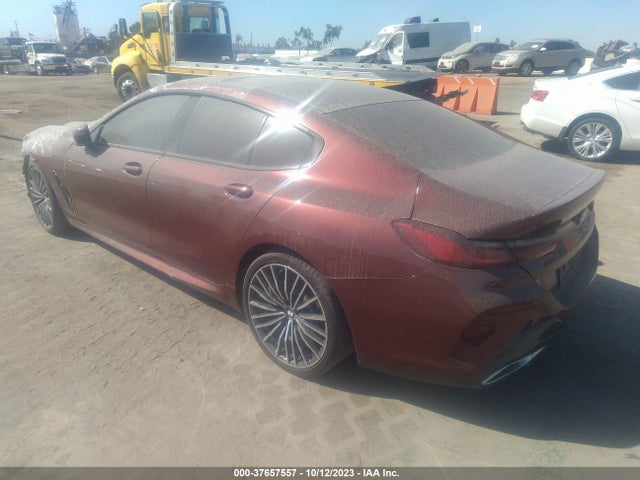 BMW 8 Series 840i 2022 WBAGV2C00NCJ26384 Image 3