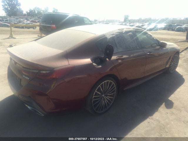 BMW 8 Series 840i 2022 WBAGV2C00NCJ26384 Image 4