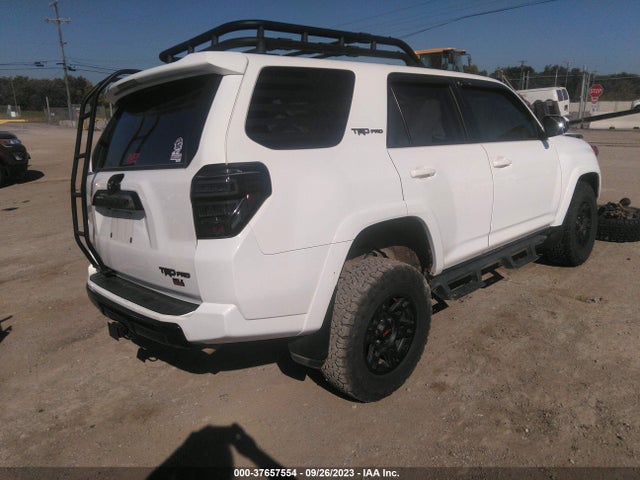 Toyota 4RUNNER SR5 2019 JTEBU5JR7K5691939 Image 4