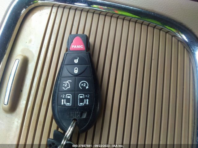 2C4RDGCG8ER392221 Dodge Grand Caravan Sxt