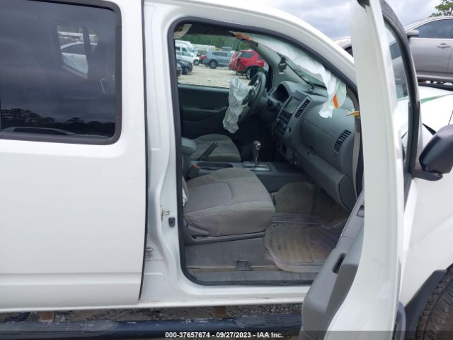 1N6AD0EV0HN765217 Nissan Frontier Sv V6