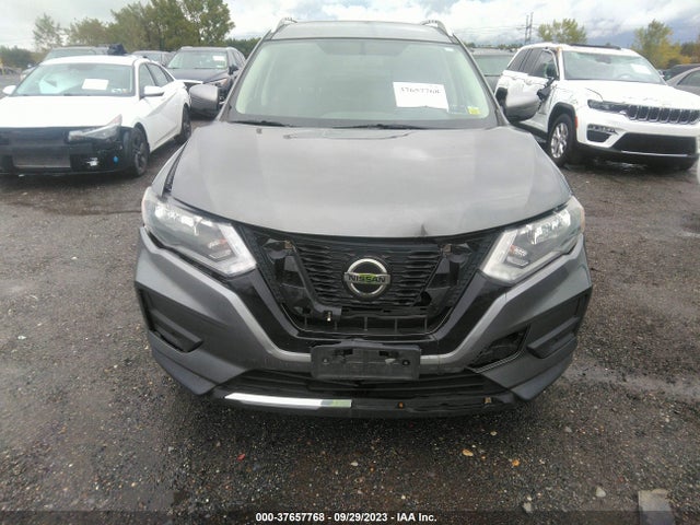 2018 NISSAN ROGUE SV VIN: KNMAT2MV1JP606350