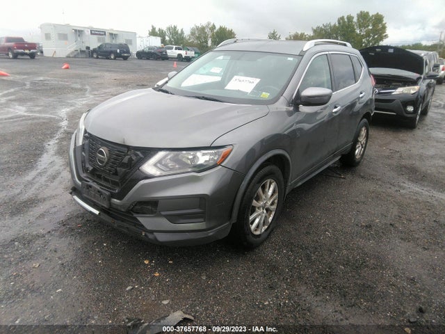2018 NISSAN ROGUE SV VIN: KNMAT2MV1JP606350