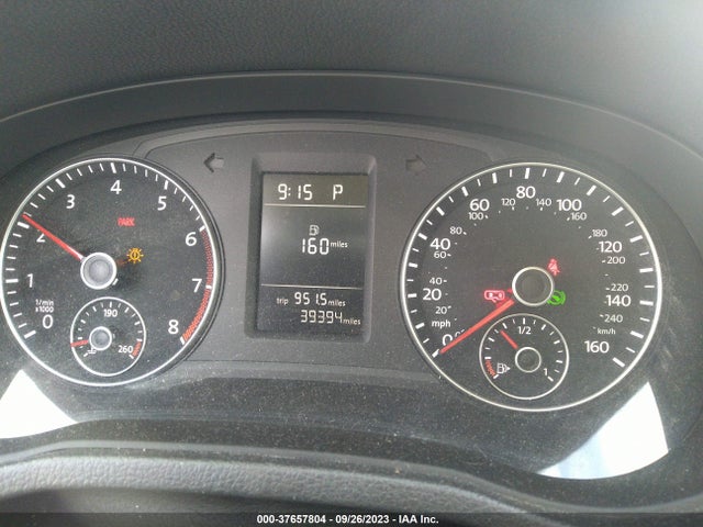 1VWAT7A31FC104143 Volkswagen Passat 1.8t Limited Edition