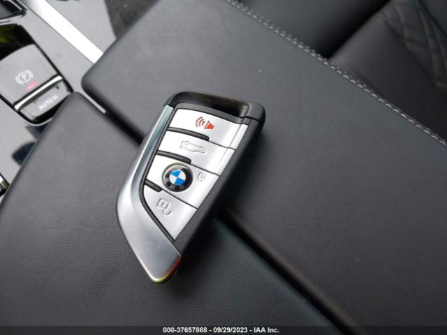 WBA13BK03NCJ35285 BMW 5 Series M550i Xdrive