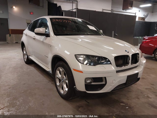 2014 5UXFG2C50E0C43325 main image