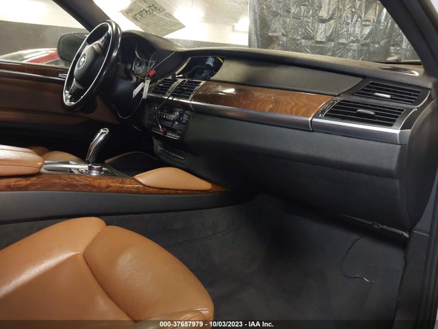 BMW X6 2014 5UXFG2C50E0C43325 Image 5