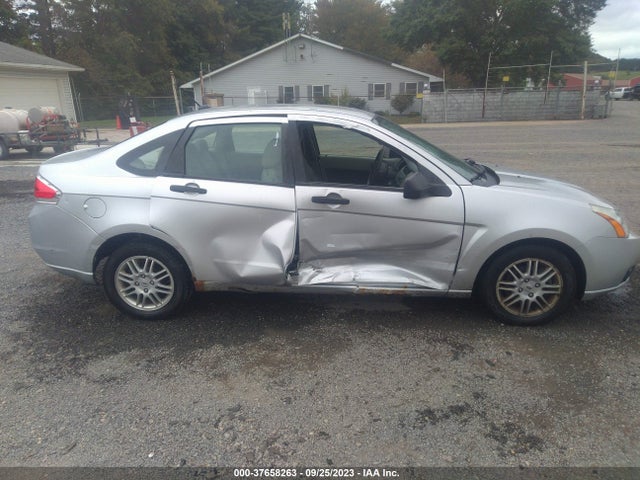 2011 FORD FOCUS SE VIN: 1FAHP3FN2BW101744