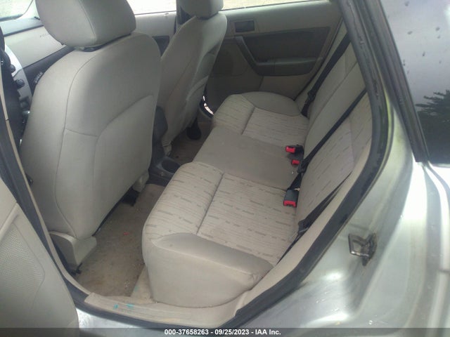 2011 FORD FOCUS SE VIN: 1FAHP3FN2BW101744