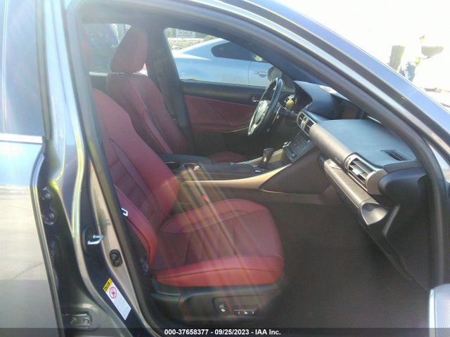 JTHBA1D29G5032576 Lexus IS 200T