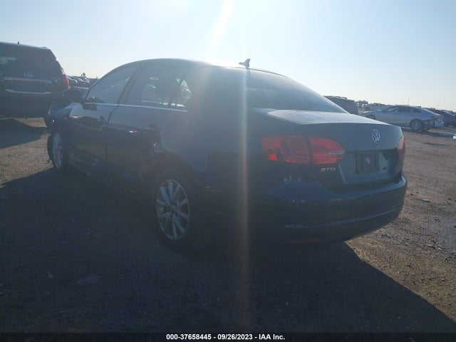 3VWD07AJ5EM240440 Volkswagen Jetta Sedan Se W/connectivity