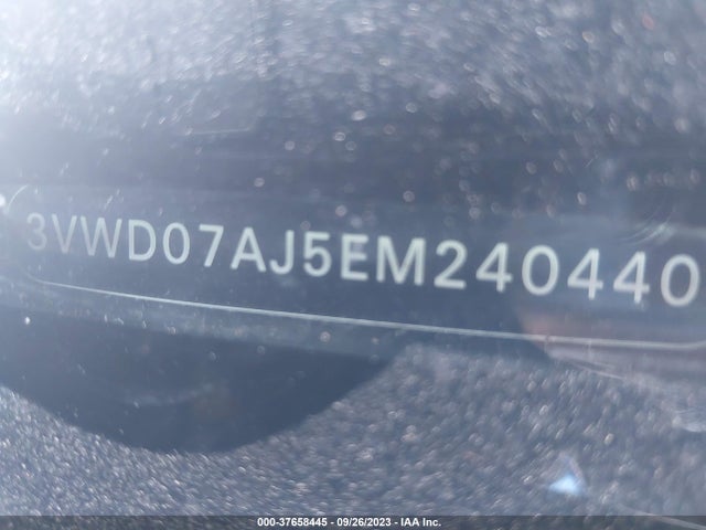3VWD07AJ5EM240440 Volkswagen Jetta Sedan Se W/connectivity
