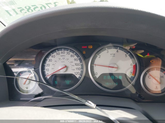 2010 DODGE GRAND CARAVAN SXT VIN: 2D4RN5DX2AR126190