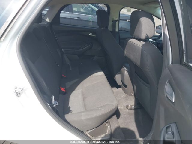 1FADP3F28HL232532 Ford FOCUS SE