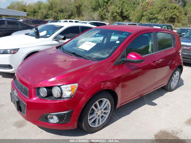 Chevrolet SONIC LT 2014 1G1JC6SH8E4153526 Image 2