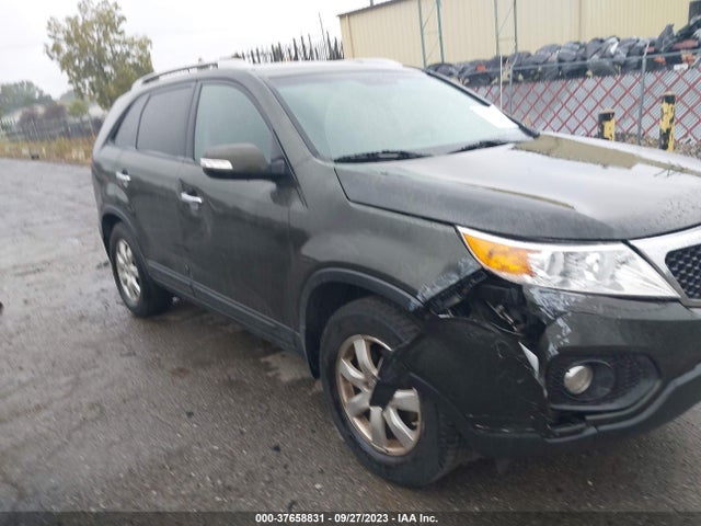 2012 KIA SORENTO LX VIN: 5XYKT4A63CG266461