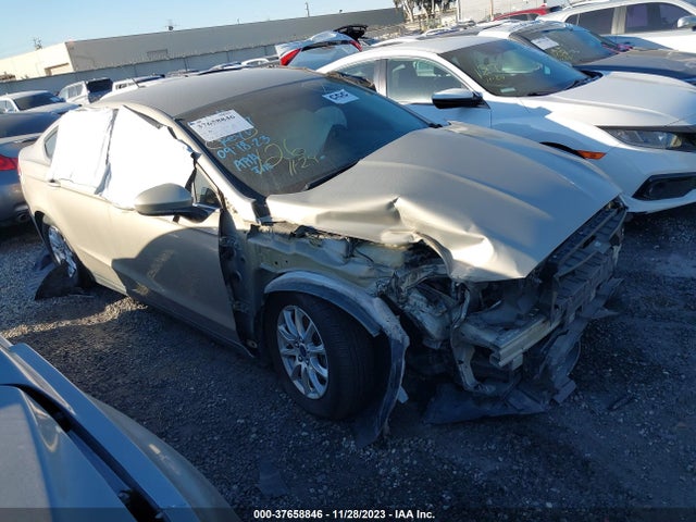 2016 FORD FUSION S VIN: 3FA6P0G76GR187527