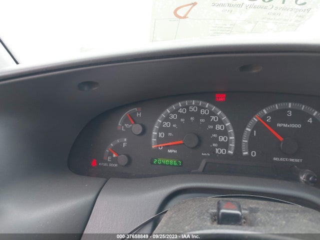 2001 FORD F-150 XL/XLT VIN: 2FTZF18201CA48576