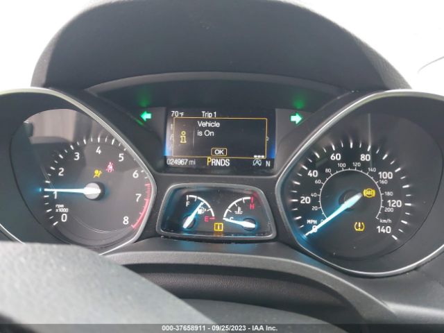 1FMCU9GDXJUB82312 Ford ESCAPE SE
