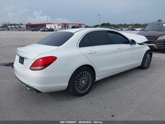 55SWF4JB6GU100128 Mercedes-Benz C-class C 300