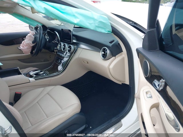 55SWF4JB6GU100128 Mercedes-Benz C-class C 300