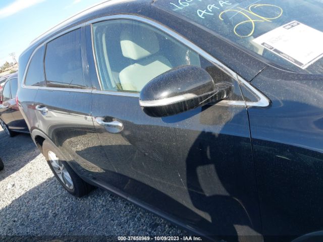 5XYPGDA52HG336475 KIA Sorento Lx V6