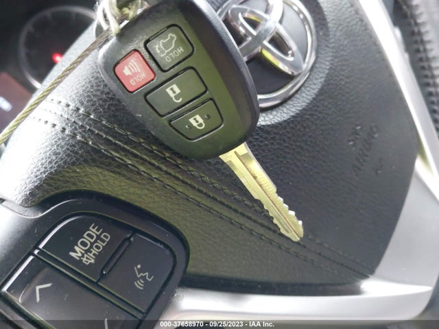 Toyota Highlander Le 2016 5TDZKRFH7GS155395 Image 3
