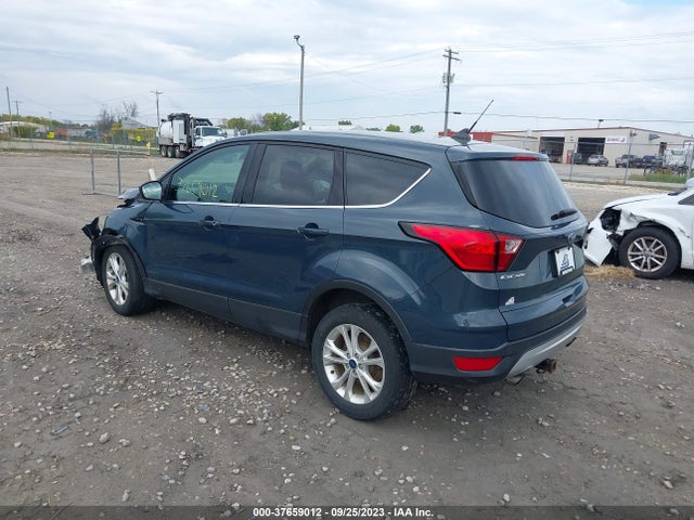 Ford ESCAPE SE 2019 1FMCU9GD5KUB22374 Image 3