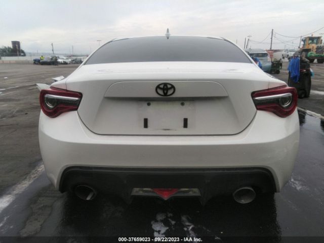 JF1ZNAA1XF8704485 Scion FR-S