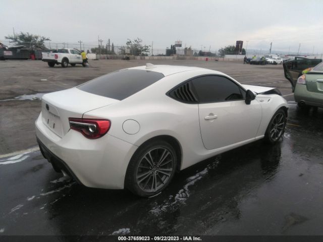 JF1ZNAA1XF8704485 Scion FR-S