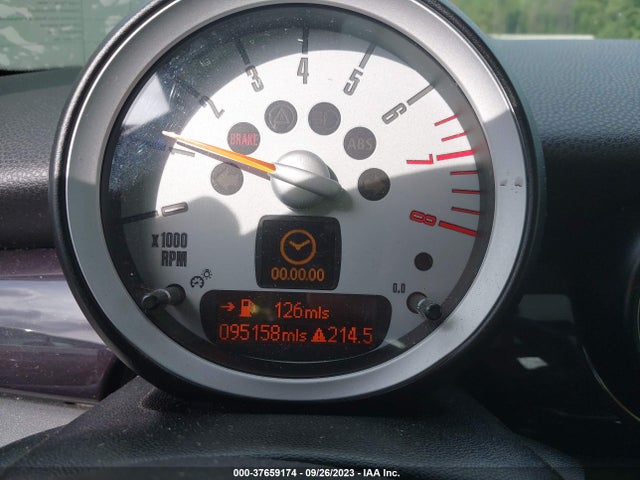 2010 MINI COOPER HARDTOP WMWMF3C57ATU78423 Photo 6