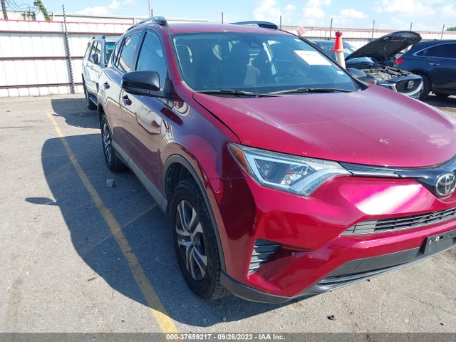 Toyota RAV4 LE 2018 2T3ZFREVXJW442067 Image 1