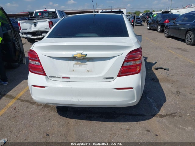 Chevrolet Sonic Premier Auto 2018 1G1JF5SB6J4106020 Image 15