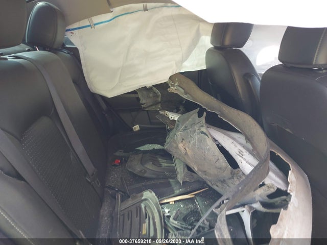 Chevrolet Sonic Premier Auto 2018 1G1JF5SB6J4106020 Image 8
