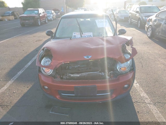 2012 MINI COOPER HARDTOP WMWSU3C54CT184915 Photo 5