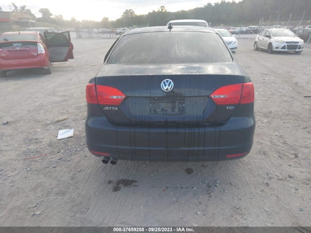 2014 VOLKSWAGEN JETTA SEDAN TDI VALUE EDITION VIN: 3VWLL7AJ5EM326821
